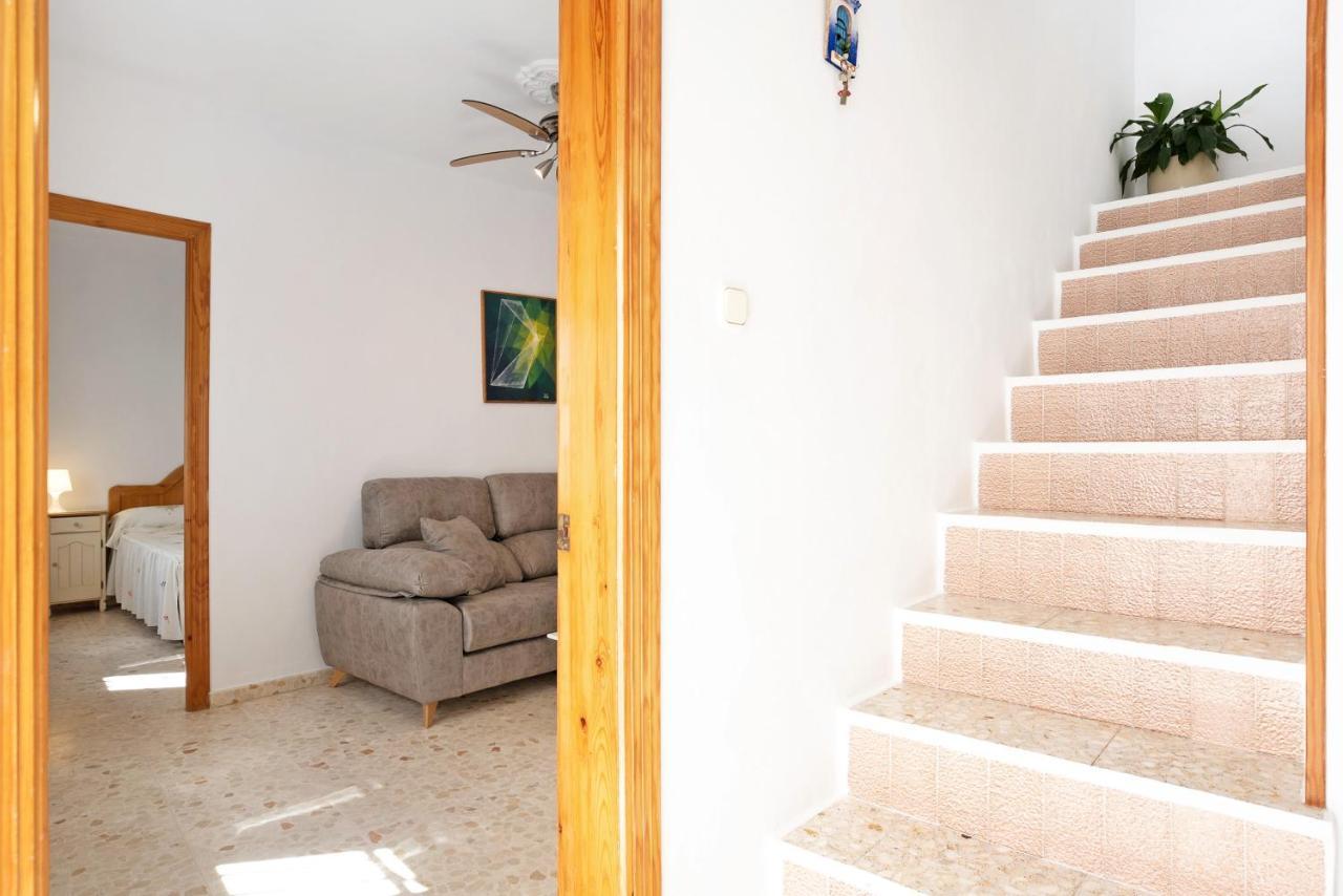 Casa De Romero - Solo Familias โกนิล เด ลาฟรอนเตรา ภายนอก รูปภาพ